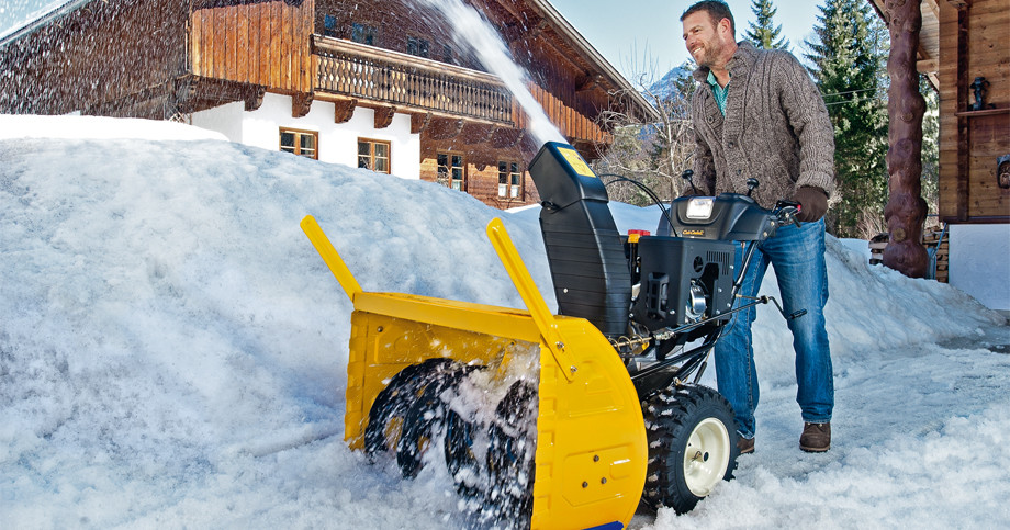 Passez l'hiver sereinement grâce aux fraises à neige Cub Cadet