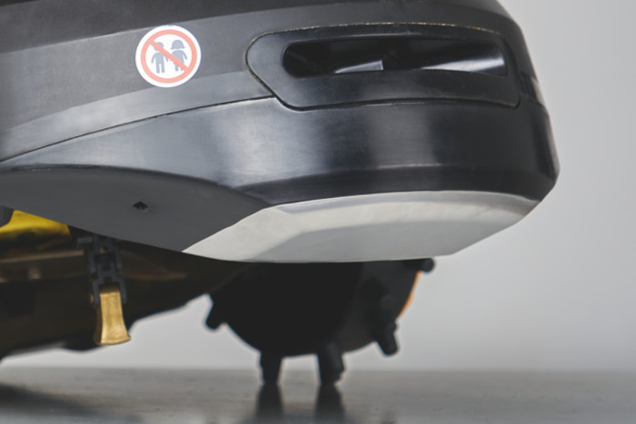 Patin en métal Robot Cub Cadet XR Patin en métal Robot Cub Cadet XR