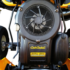 Puissant moteur Autoportée Cub Cadet