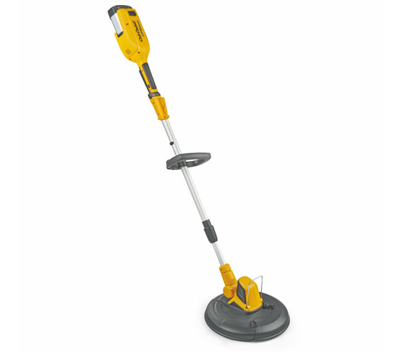 Débroussailleuse à batterie Cub Cadet LH3 ET Débroussailleuse à batterie Cub Cadet LH3 ET
